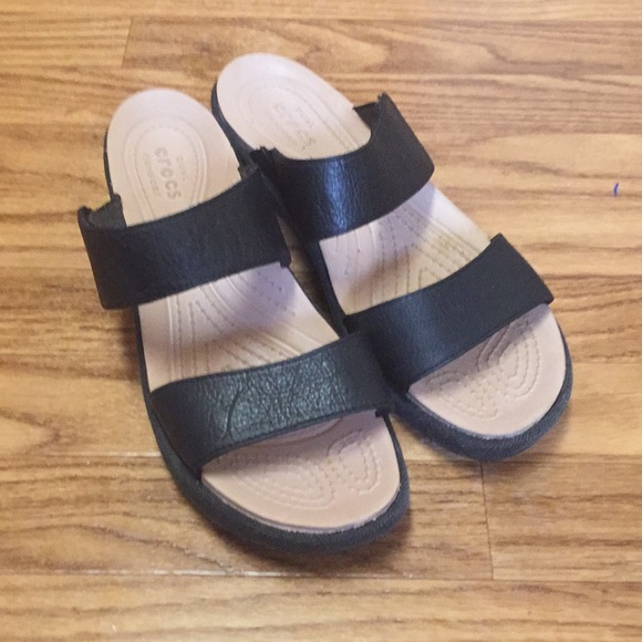 crocs velcro sandals